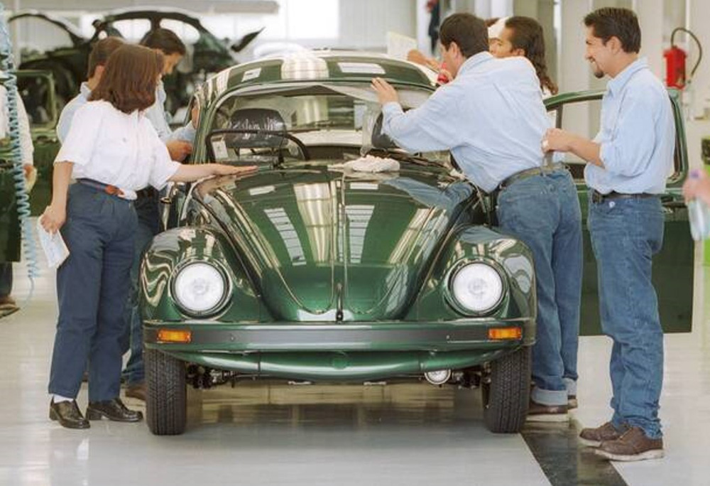 21st 
        century Vocho production at the Puebla plant of Volkswagen de Mexico