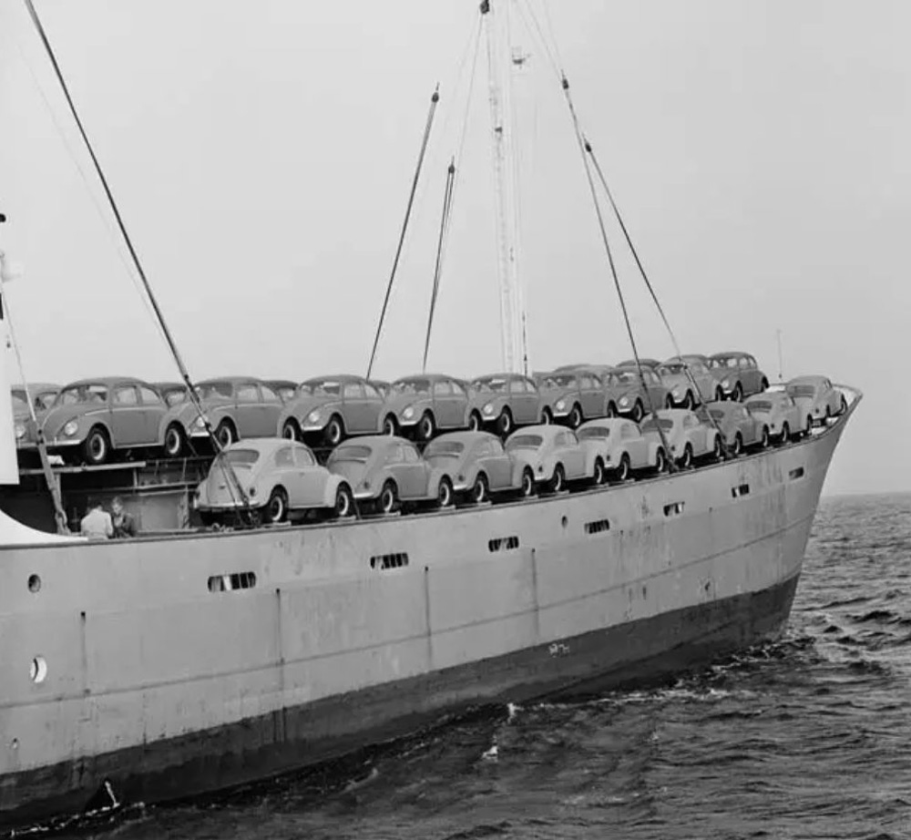 MV 
        Bremer Banken, headed for Landskrona